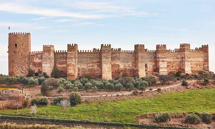Castillo Burgamilar, Jaen, Schlossmauern und Türme , Sehenswürdigkeiten in Spanien