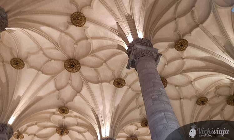 la lonja, ceiling, exhibition building in zaragoza, interior design