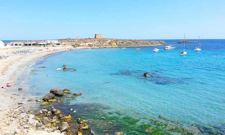 Isla de Tabarca, Strand mit klarem Wasser, Insel vor Alicante